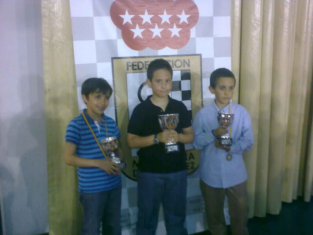 Noticias Escuela - Abril 2011